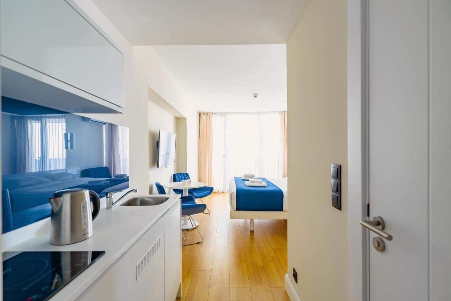 Orbi City Block A Floor 10 Room 40 Батуми Екстериор снимка